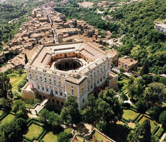 Caprarola (VT)